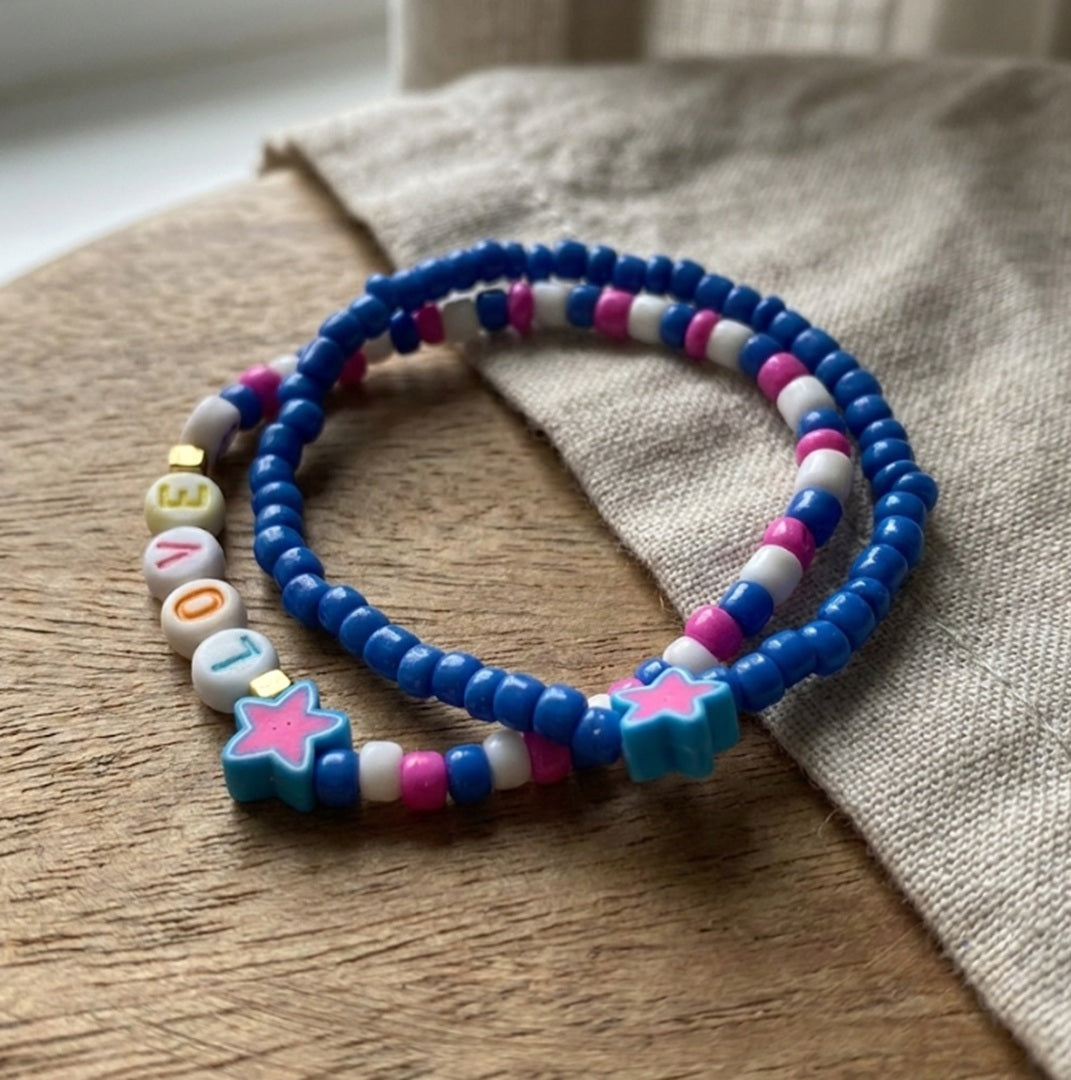Handmade Beaded Friendship Bracelet Set (2 pcs) – Multicolor “LOVE” Letters, Pink & Blue Star Beads, Gold Accents, Playful Gift for Kids/Teens