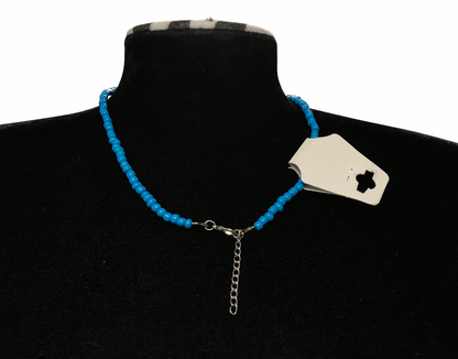 Blue Beaded Necklace with Daisy Charm, Minimalist Cute Seed Bead Summer Jewelry, Metal-Plated Clasp, Extension Chain