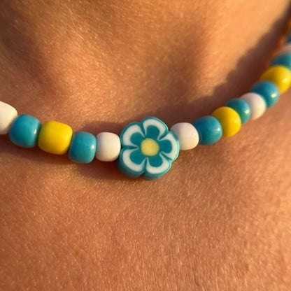 Handmade Blue Seed Bead Daisy Necklace, Minimalist Summer Jewelry, Extension Chain
