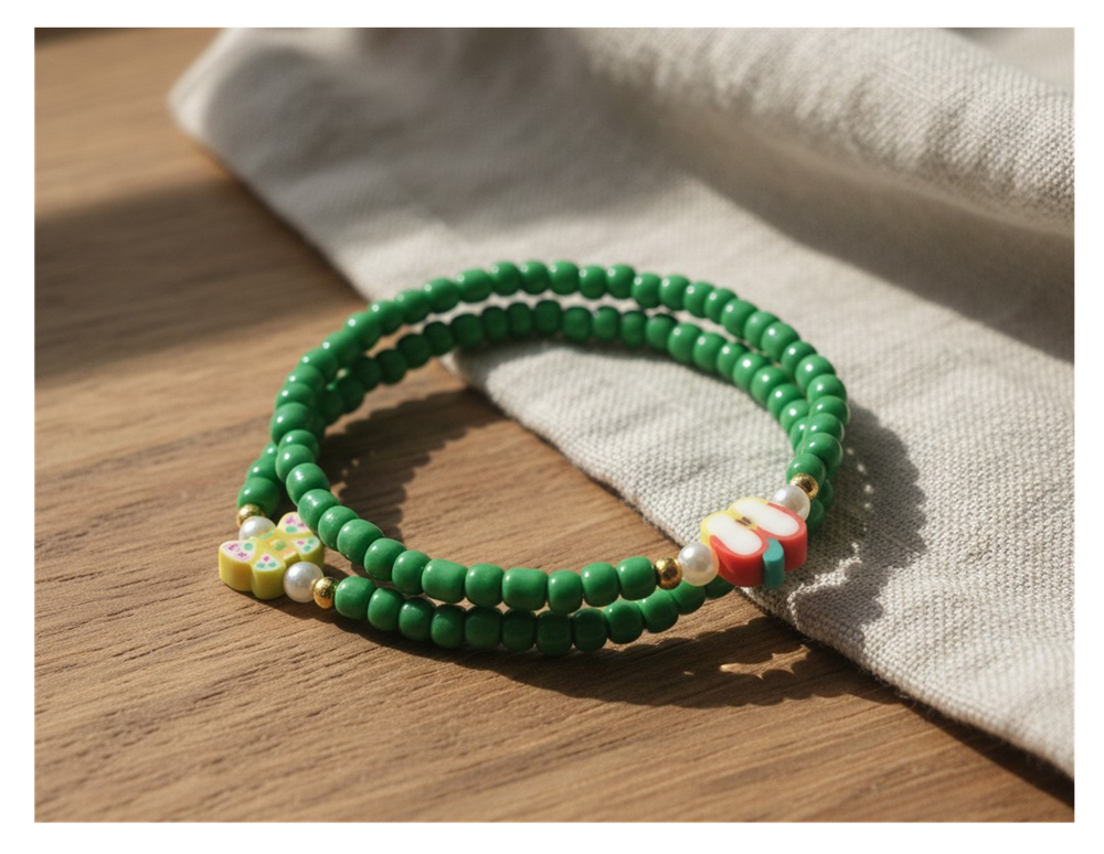 Handmade Vibrant Green Sliced-Apple and Butterfly-like Charm Beaded Bracelet, Teen Jewelry, Novelty Bracelet, Boho-chic
