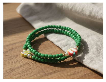 Handmade Vibrant Green Sliced-Apple and Butterfly-like Charm Beaded Bracelet, Teen Jewelry, Novelty Bracelet, Boho-chic