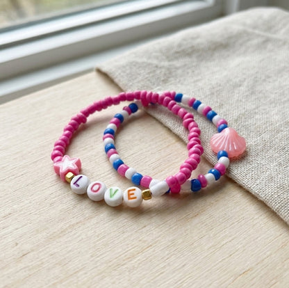 Handmade Love & Shell Beaded Friendship Bracelet Set – Pink Star, Pastel Shell Charm & Letter Beads “LOVE,” Jewelry Gift for Kids/Teens