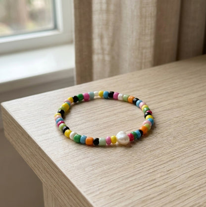 Colorful Boho Beaded Bracelet – Rainbow Beads with White Centerpiece, Handmade Elastic Casual Jewelry