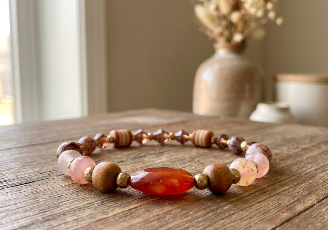 Handmade Beaded Bracelet with Warm Brown, Pink & Red Tones and Red Gemstone-Style Centerpiece – Earthy Autumn Jewelry